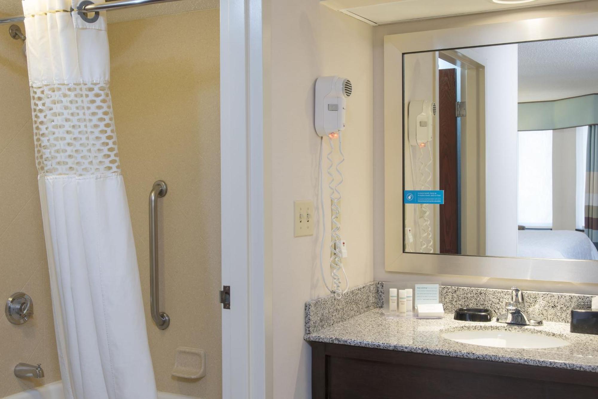 Hampton Inn & Suites Kokomo Eksteriør billede